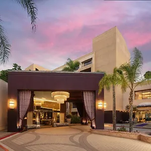 Hotel Avenue Of The Arts Costa Mesa, A Tribute Portfolio Costa Mesa
